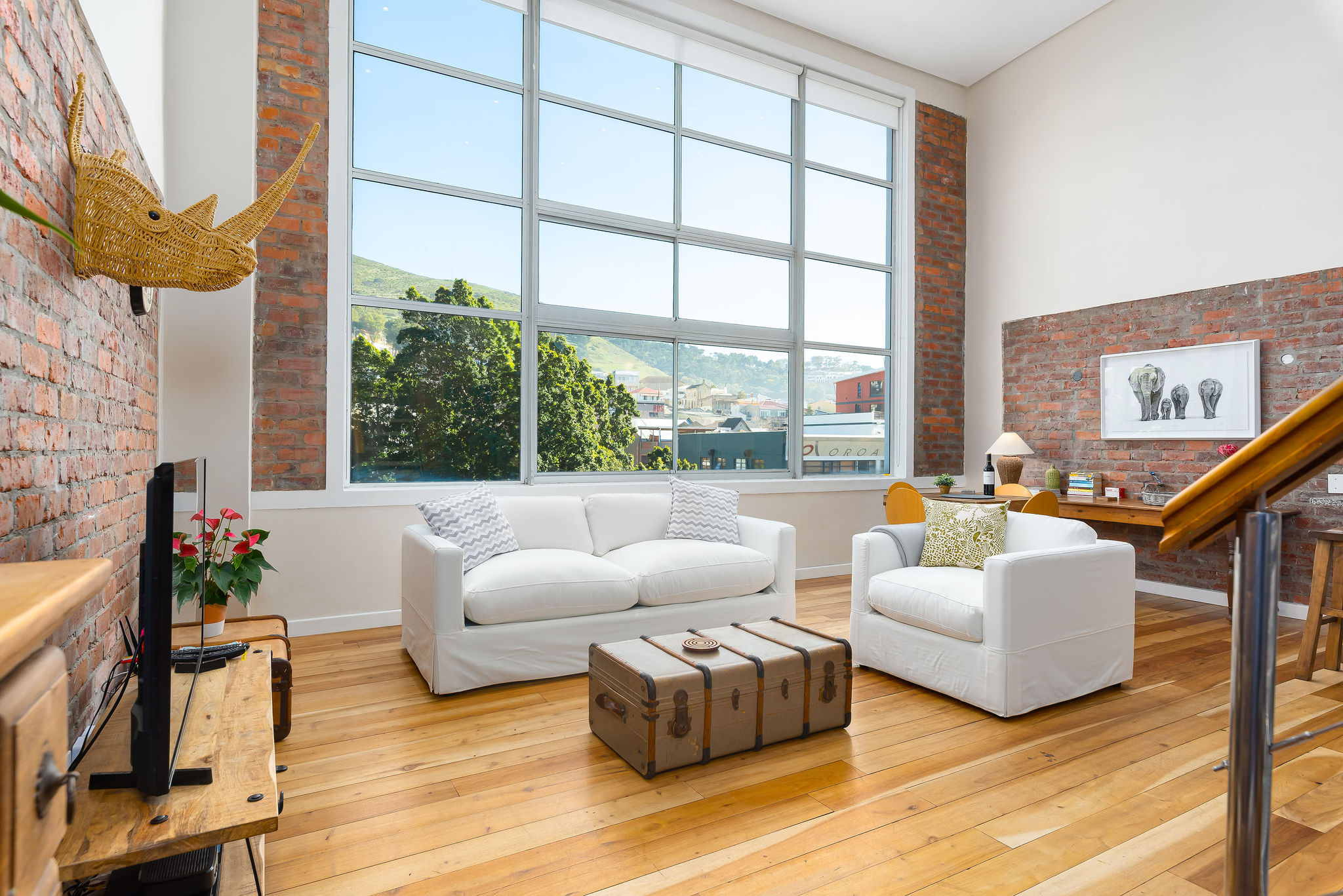 Stylish Industrial Loft in heart of Cape Town. - Bloem Street, Cape Town