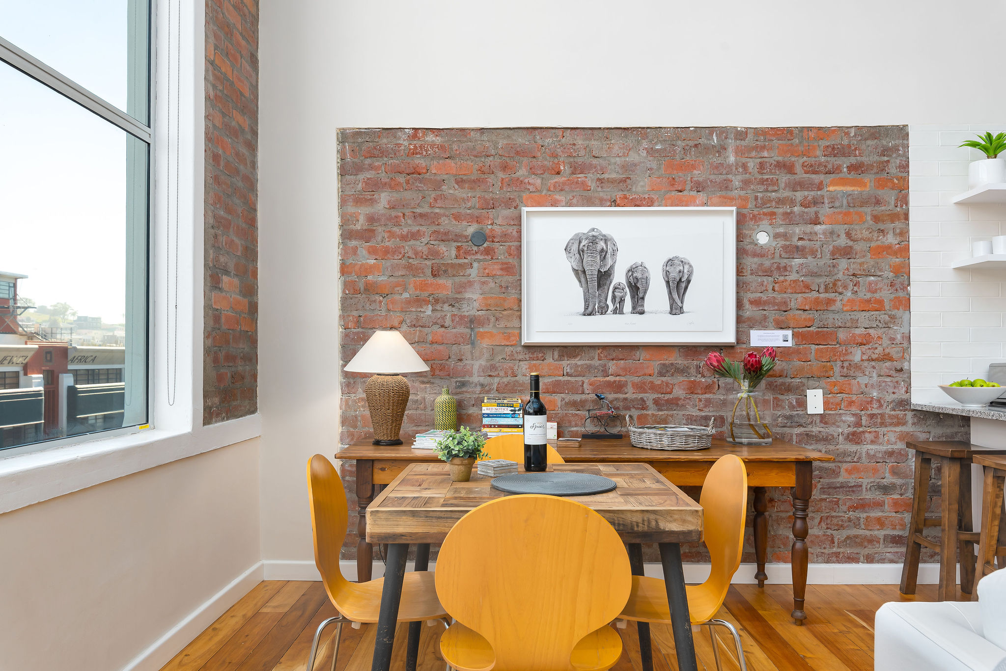Stylish Industrial Loft in heart of Cape Town. - Bloem Street, Cape Town - Photo 5